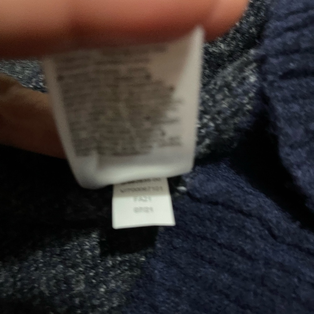 Athleta Navy and Gray Patterned Sweater 1Xl extra fine merino wool - Picture 4 of 8